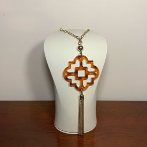 Tortoise tassel necklace